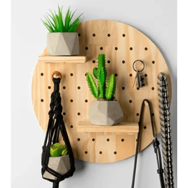 Pegboard pinus circulo