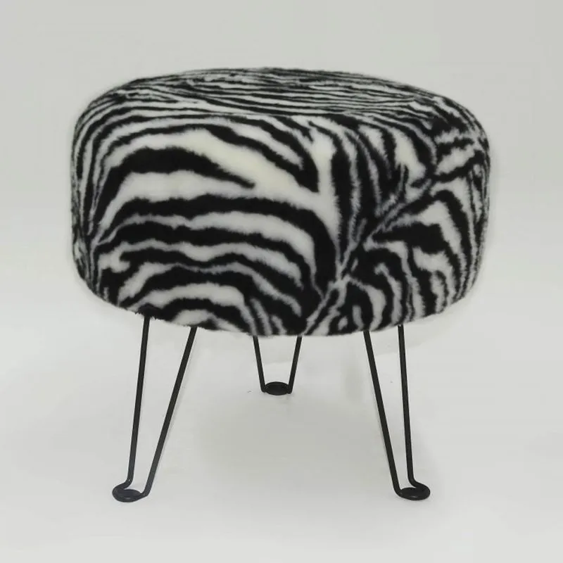 Puff Decorativo Base em Metal Tecno Mobili Preto/Branco