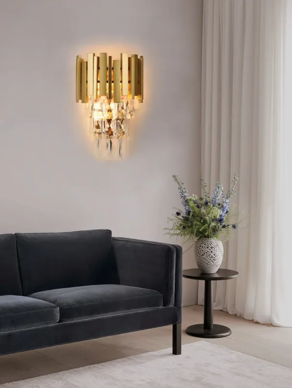 Arandela 25x28CM E14x2 METAL DOURADO+CRISTAL | CANOPLA:16x9CM CX:28x24x15CM 1,9KG Sindora DCB00461