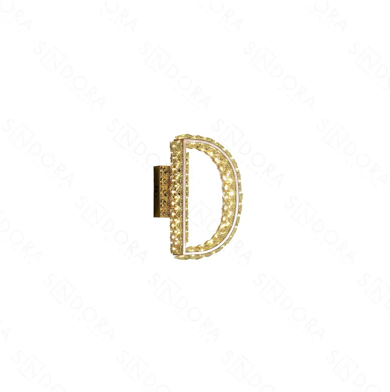 Arandela LETRA D Ø20x28CM 8W 3000K 800LM BIVOLT METAL DOURADO+CRISTAL TRANSPARENTE CX MASTER:69x36x56CM 18,3KG (10 UN.) CX UN.:32x25x13CM 1,8KG Sindora DCB02923