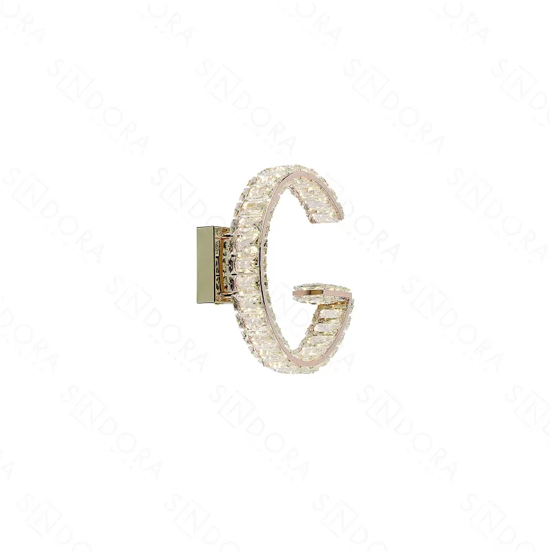 Arandela LETRA G Ø20x28CM 8W 3000K 800LM BIVOLT METAL DOURADO+CRISTAL TRANSPARENTE CX MASTER:69x36x56CM 17,3KG (10 UN.) Sindora DCB02926