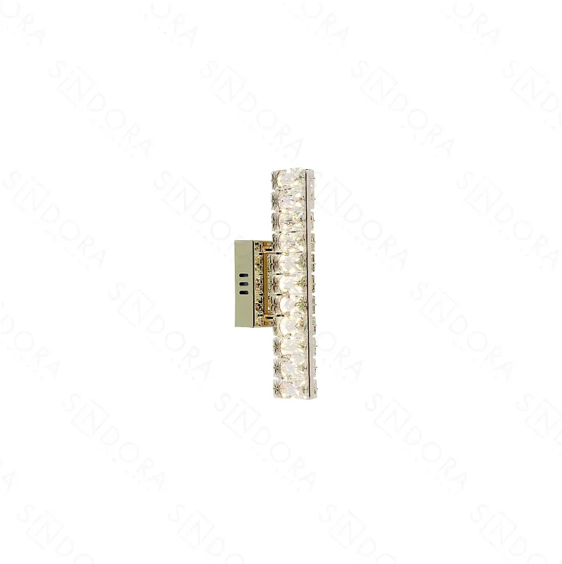 Arandela LETRA I Ø6x27CM 4W 3000K 400LM BIVOLT METAL DOURADO+CRISTAL TRANSPARENTE CX MASTER: 69x34x22CM 8KG (10 UN.) | CX: 32x10x13CM 1,7KG PESO UN.:0,8KG Sindora DCB02928