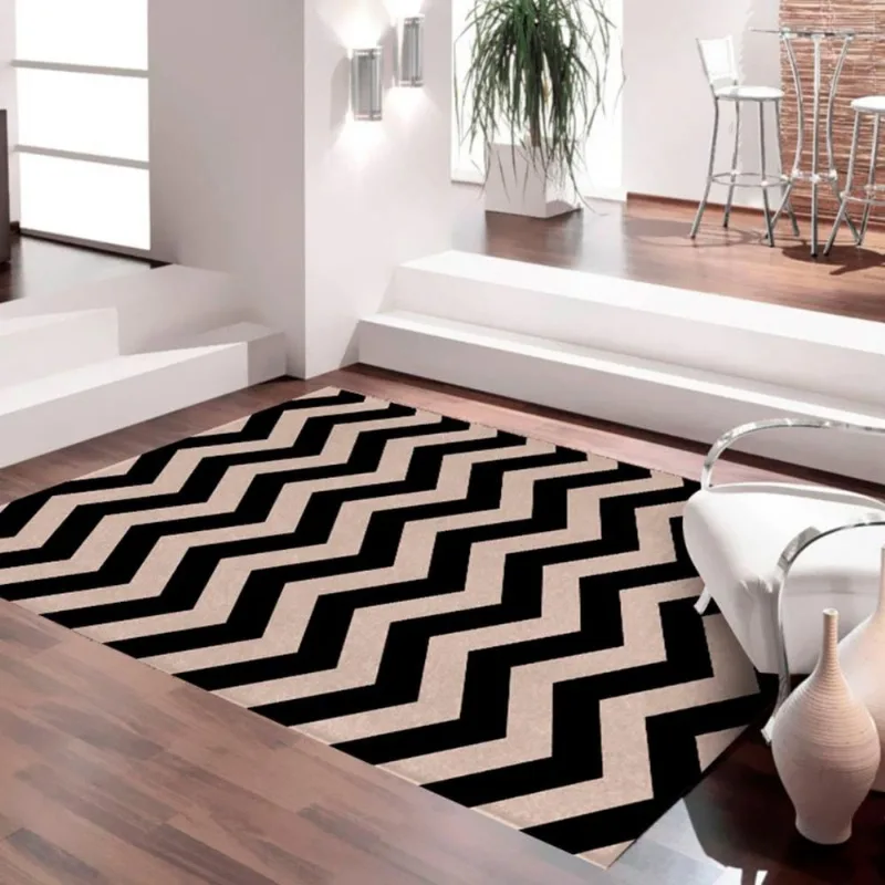 Tapete Chevrom Preto com Bege Casa Dona Antiderrapante 100 x 140 cm
