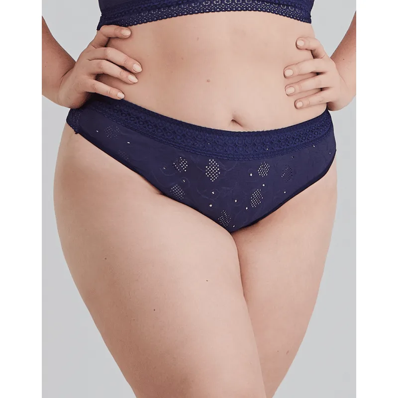 Calcinha Nayane Rodrigues Plus Size Tanga Brasileira Renda CP 08 0001 Branco Calcinha Nayane Rodrigues Plus Size Tanga Brasileira Renda CP 08 0001 Marinho 48