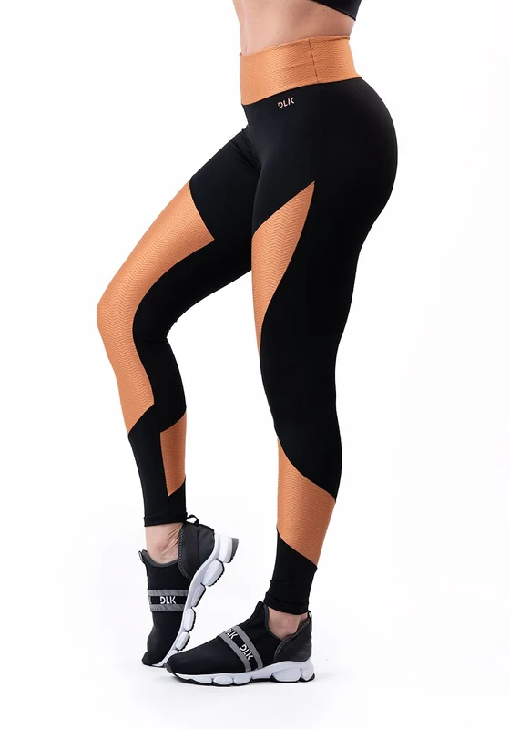 Calça Legging Energy Texturizada Com Recortes Amêndoa Dlk MARROM / G