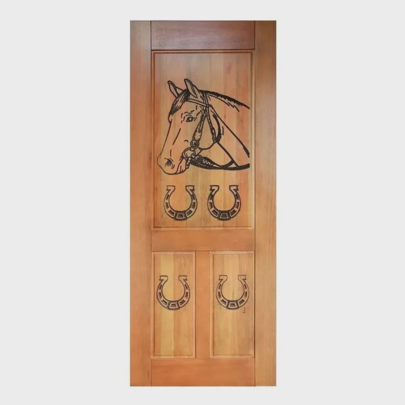Folha de Porta Madeira Maciça Entalhada Cavalo 90x210x3,5cm Cedro Rosa