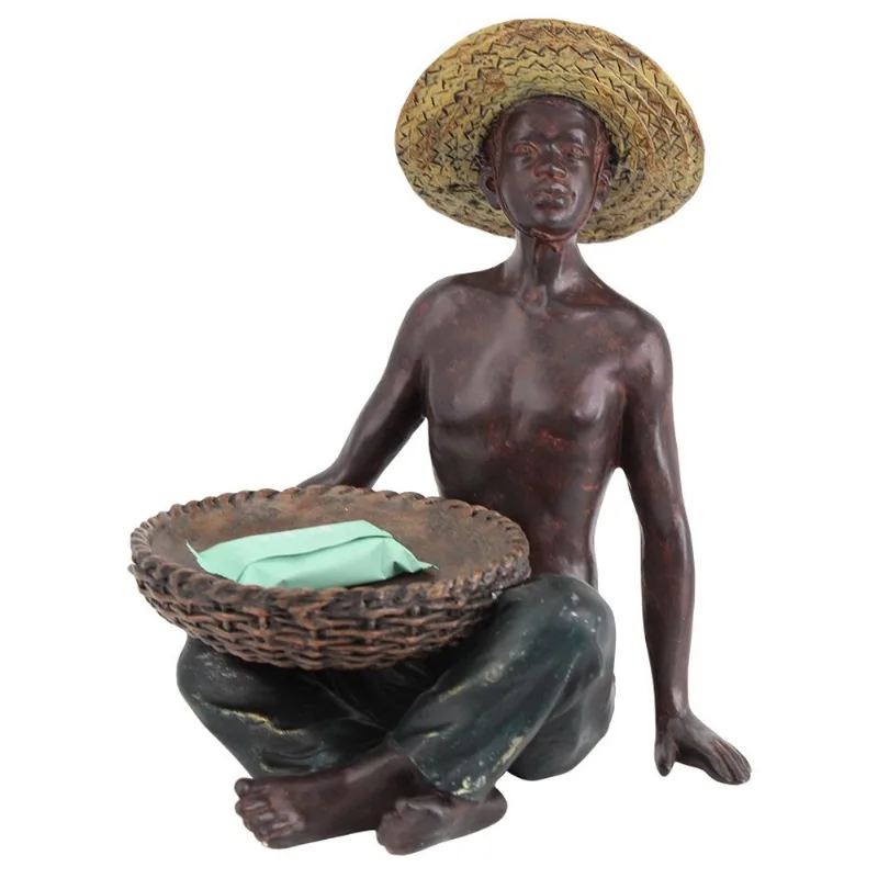 Escultura decorativa de resina homem campones