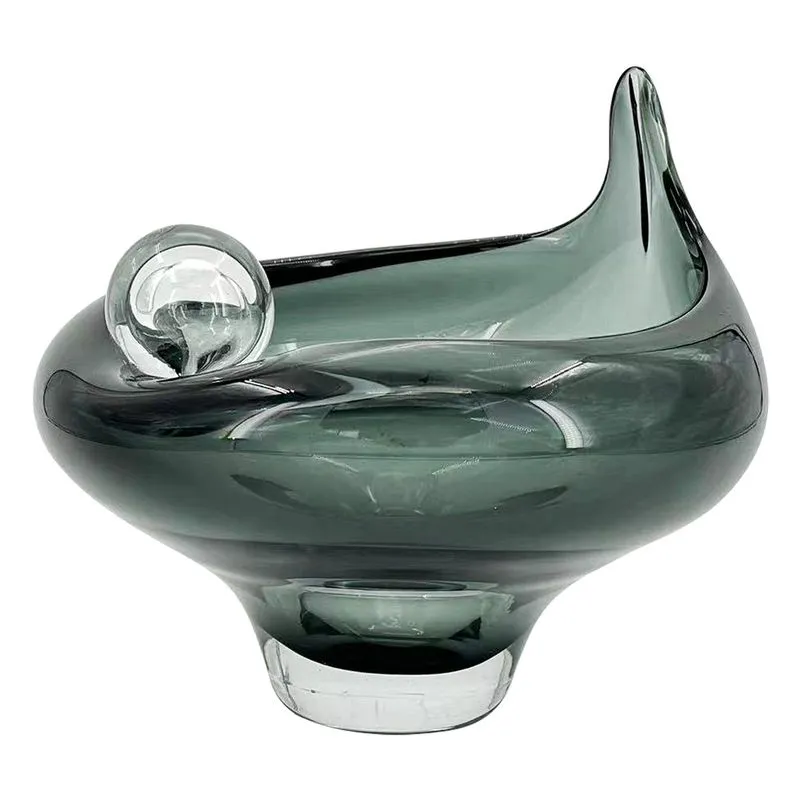 VASO DECORATIVO EM VIDRO VERDE COM DETALHE BOLA ESTILO MURANO