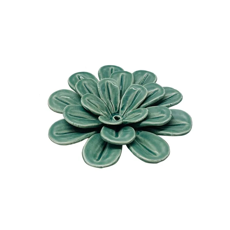 FLOR DECORATIVA EM CERAMICA VERDE