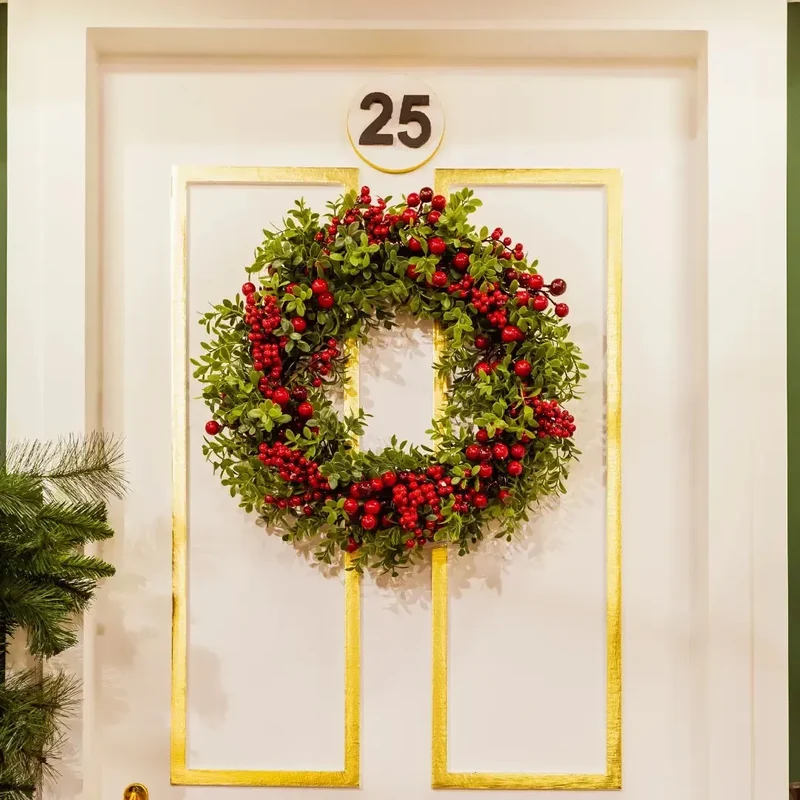 Guirlanda Decorativa Natal Barries e Folhagens Vermelha / Verde 50cm