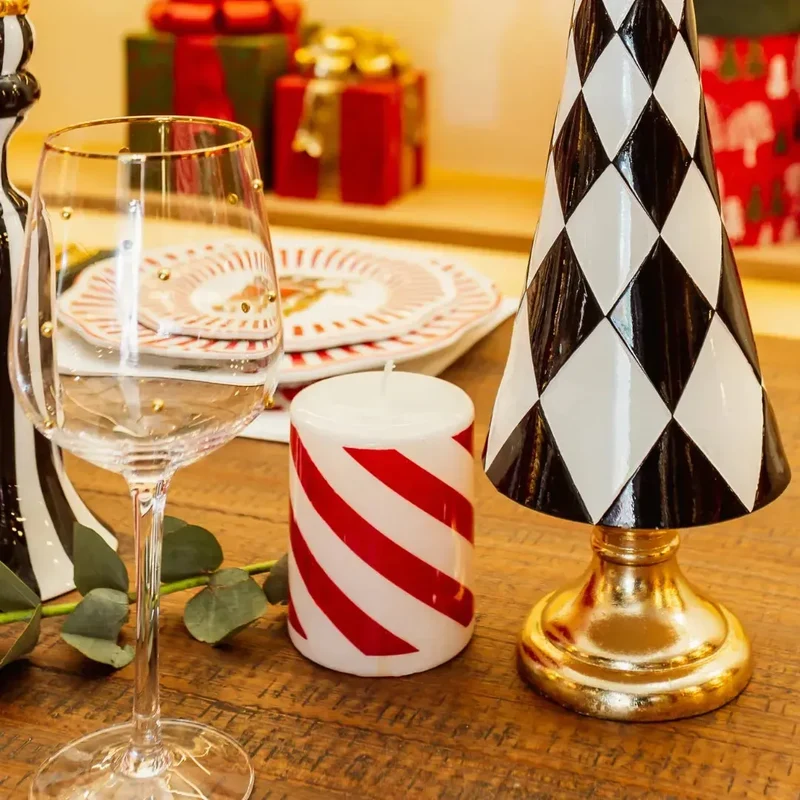 Vela Decorativa Natal Parafina Vermelha / Branca 7,3x7,3x9,4cm