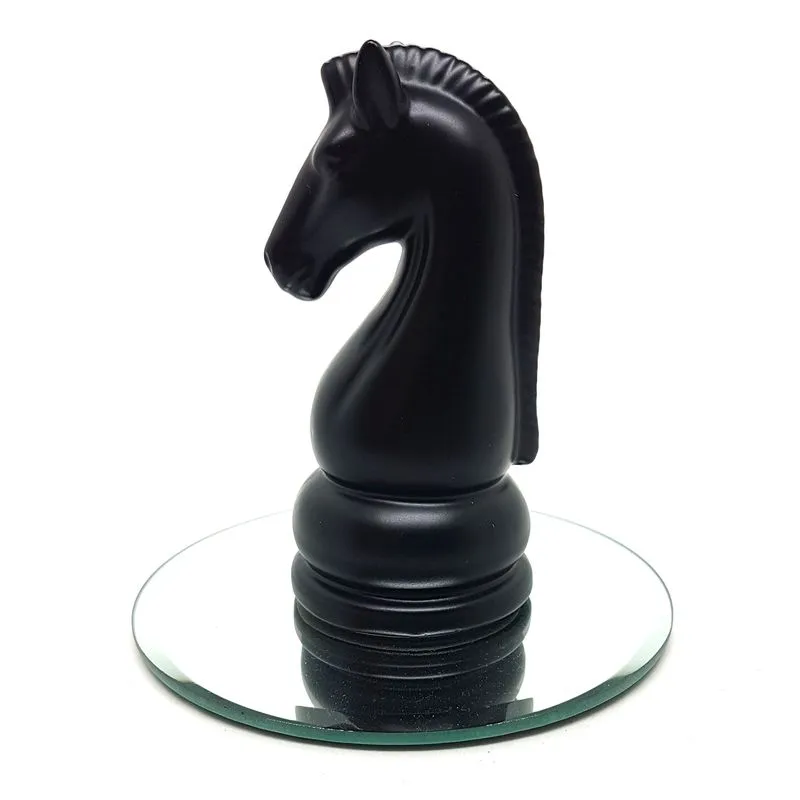 Kit Decor Peça Xadrez Cavalo Em Porcelana Bandeja Espelhada