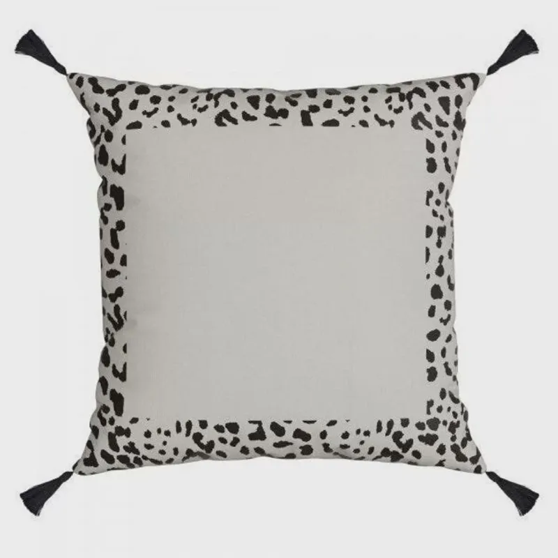 Capa para Almofada com Pingente Tassel 43x43cm Silk Home Belchior