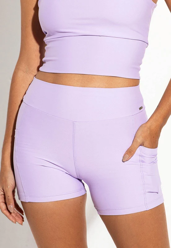 Bermuda lisa lavanda com bolsos Aura P