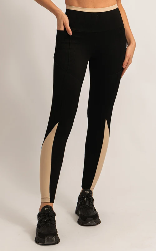 Legging bicolor bege árido e preto canelado Magnetic GG