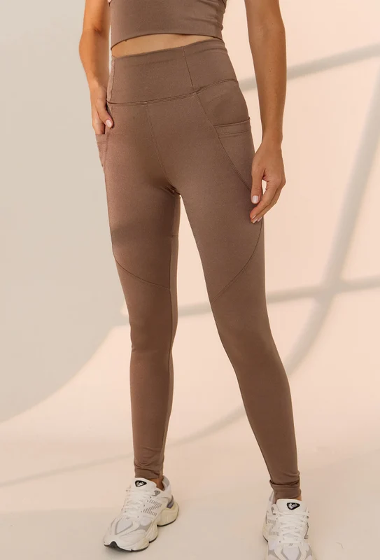 Legging lisa castanho com bolsos Solare M
