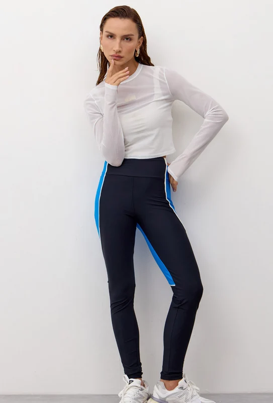 Tshirt cropped manga longa em tule lisa off Athena M