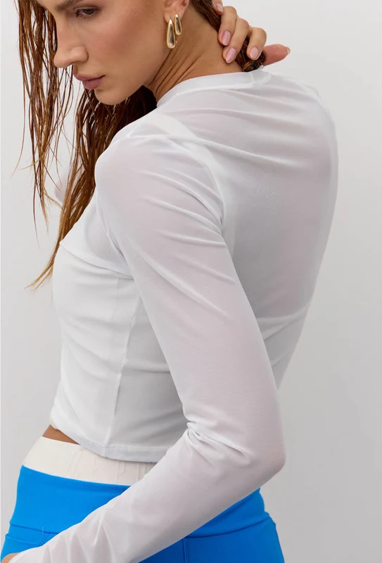 Tshirt cropped manga longa em tule lisa off Athena G