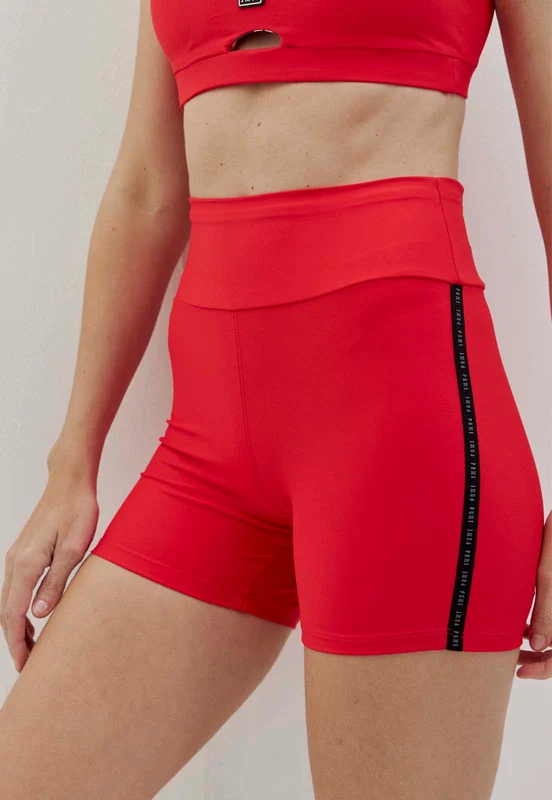 Bermuda vermelho carmim com elástico personalizado e bolso Voá G