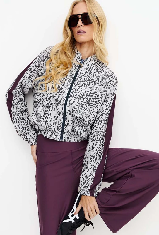 Jaqueta bomber com bolsos frontais estampada Instinto GG