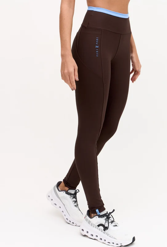 Legging com bolsos marrom café e detalhe azul fly no cós Magna G
