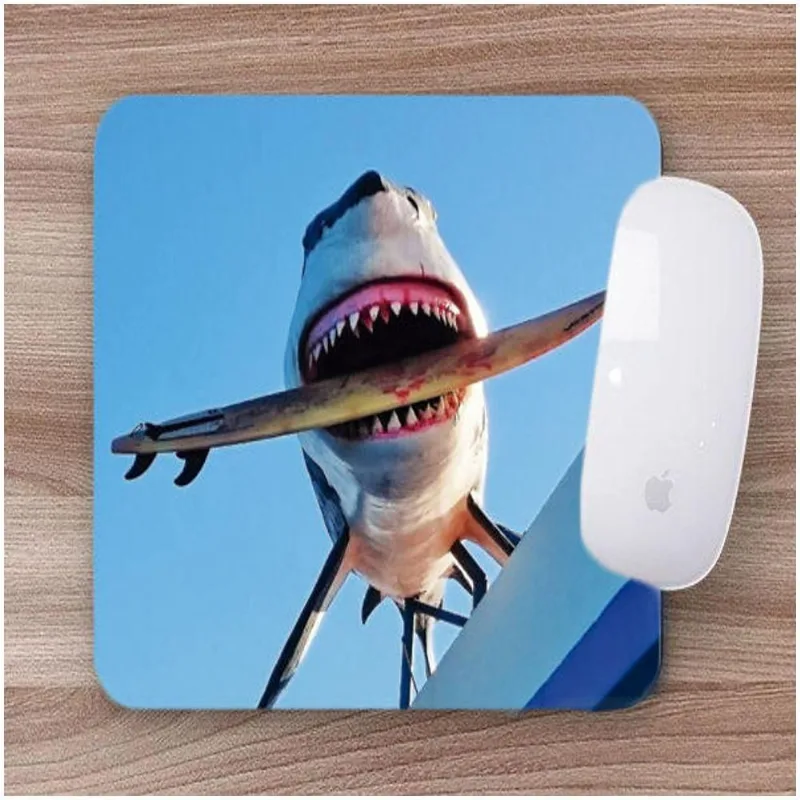 Mouse Pad Emborrachado Personalizado Tubarão Com Prancha - DELUZZ