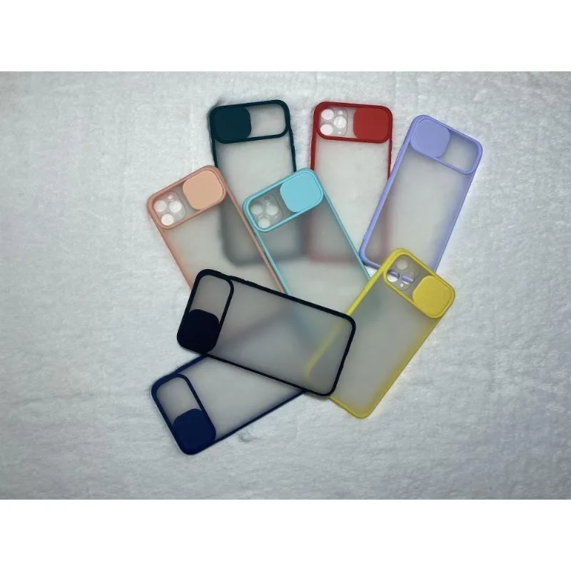 Capinha Silicone Protege Câmera Compativel Iphone 12 6.1 Translúcida Cor Preto - DELUZZ