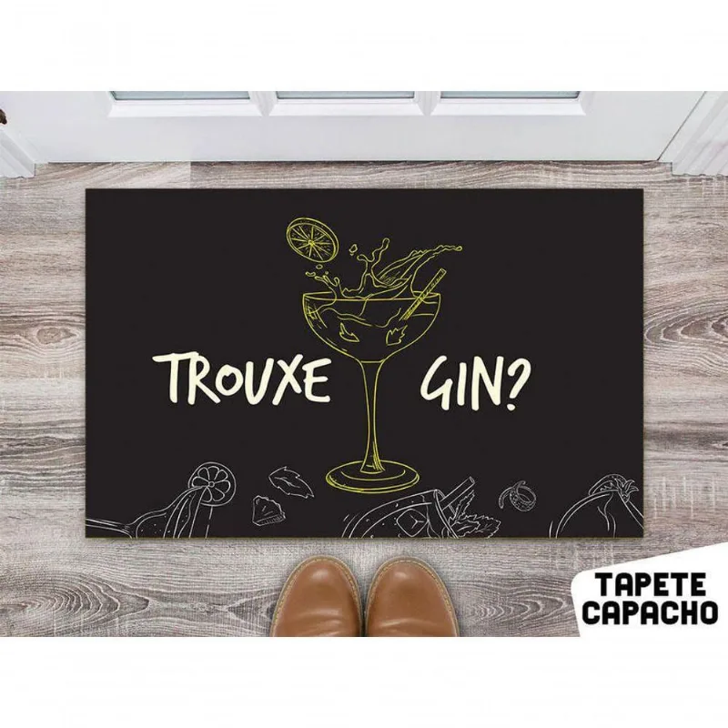 Tapete 60x40cm Trouxe Gin ? - DELUZZ