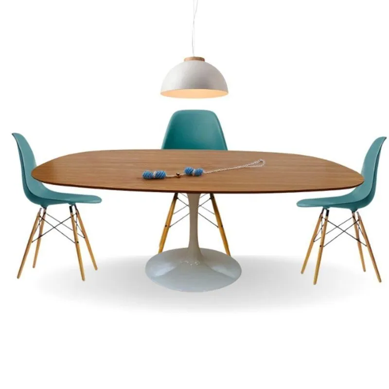 Mesa Saarinen Retangular Ovalada 120x80cm Em Freijo