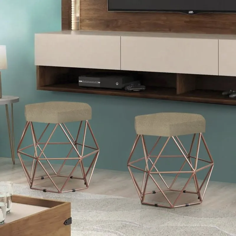Banqueta Decorativa Aramada em Corino Diamond Metal Móveis Bege/Bronze