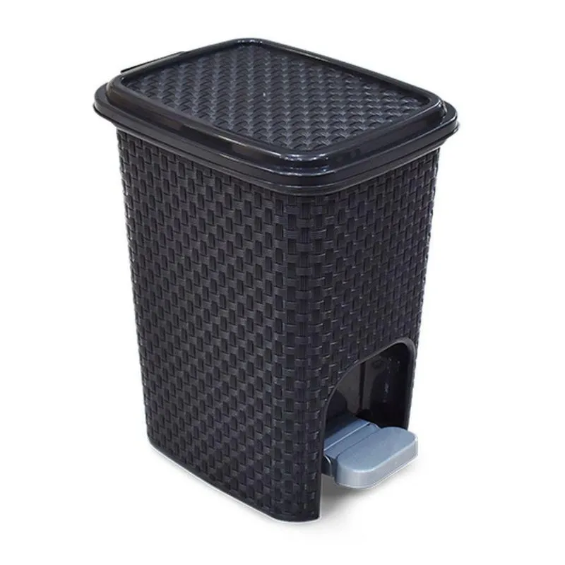 Lixeira Plástica Rattan 7 Litros Com Pedal Preta Arqplast