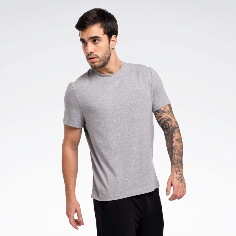 Camiseta Reebok Essential Manga curta Masculina Cinza claro - P