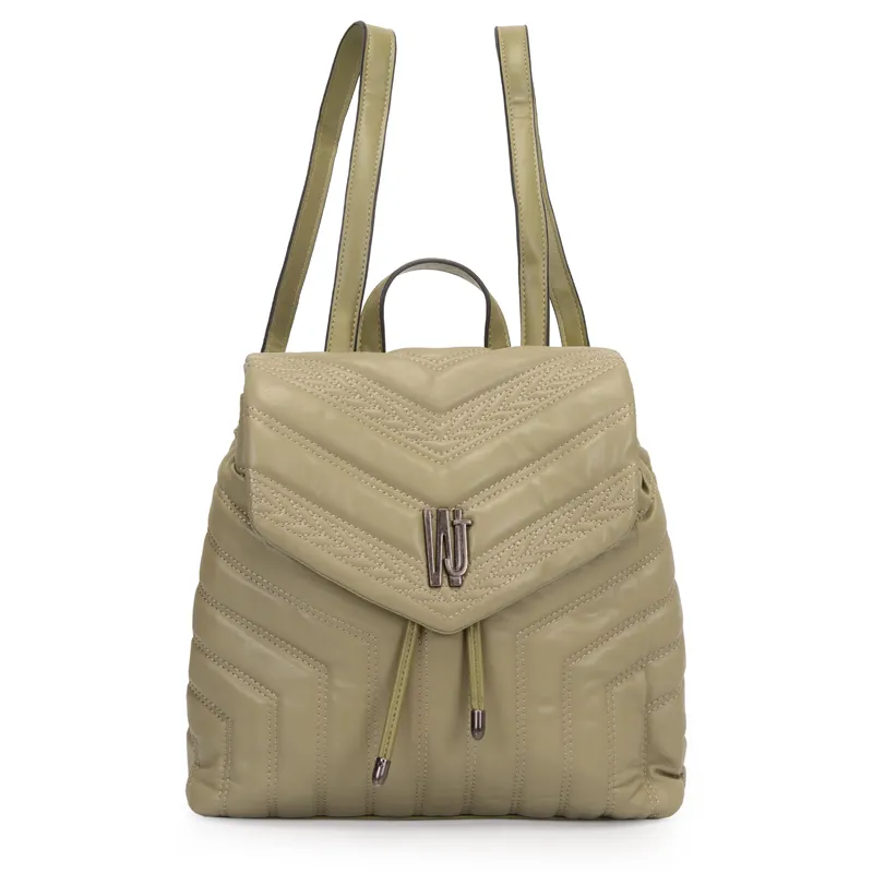 Mochila Média Em Matelassê Com Tampa Verde - Wj