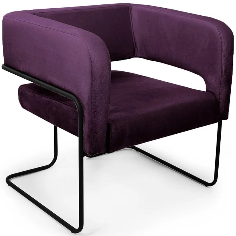 Poltrona Decorativa Scarlett Base Aço Preto Veludo Roxo - Nexta Casa