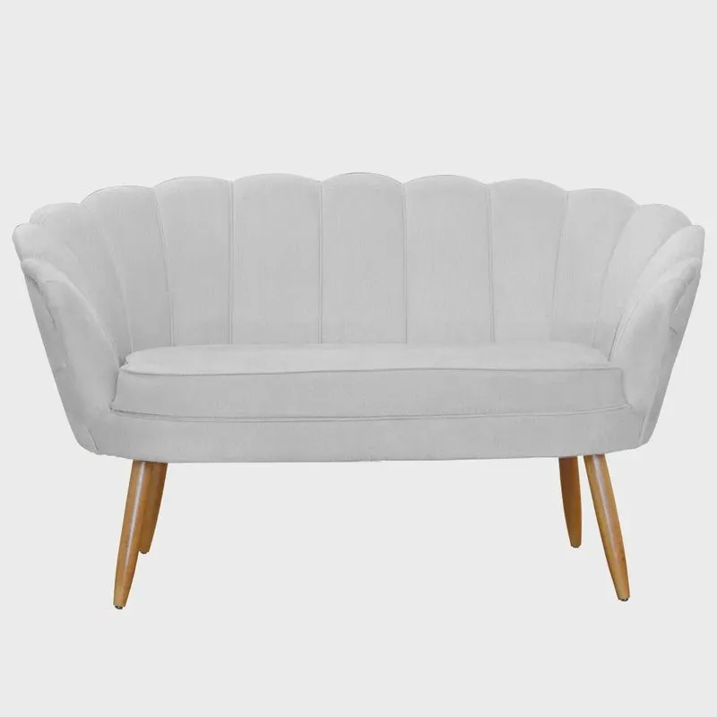 Namoradeira Decorativa Pétala Suede Pés de Madeira - Ds Estofados