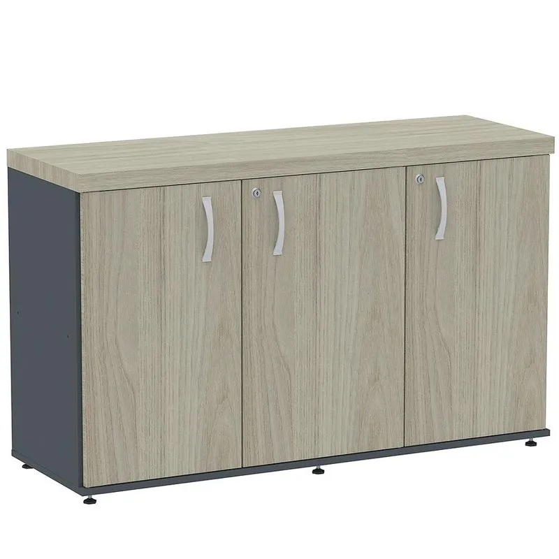 Armário Baixo Credenza PE40 Pandin 121,50 cm (largura) em MDP Cor Nogueira CasaBlanca e Grafito com Três Portas