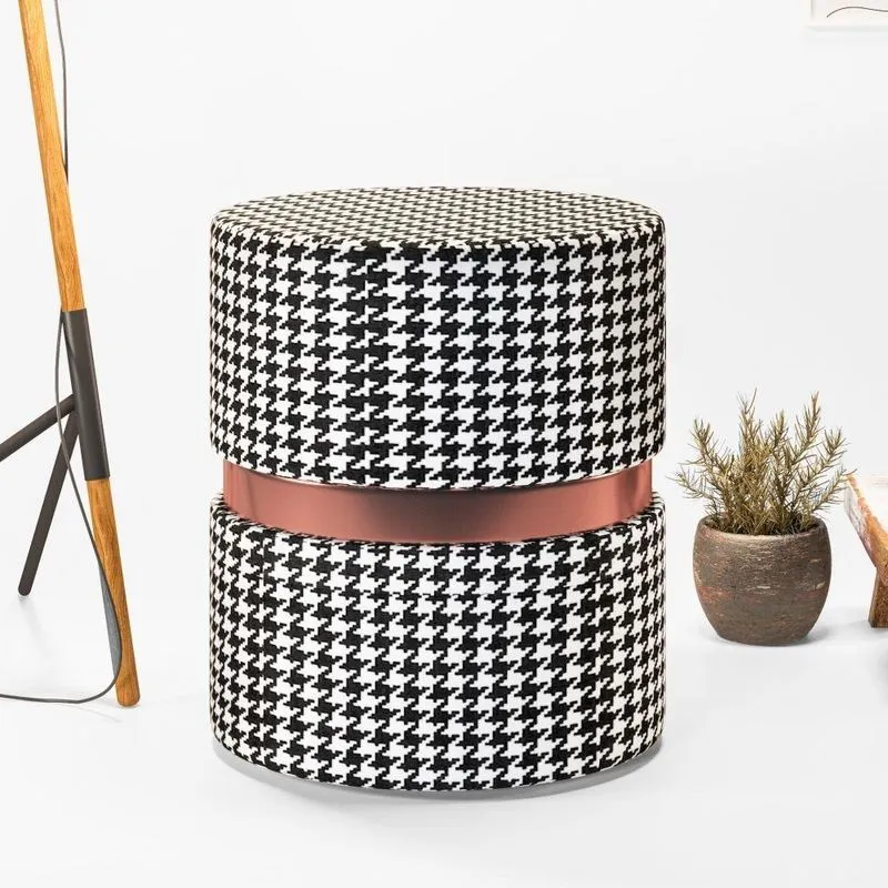 Puff Circular Com Cinto De Metal Lovaina Cardan