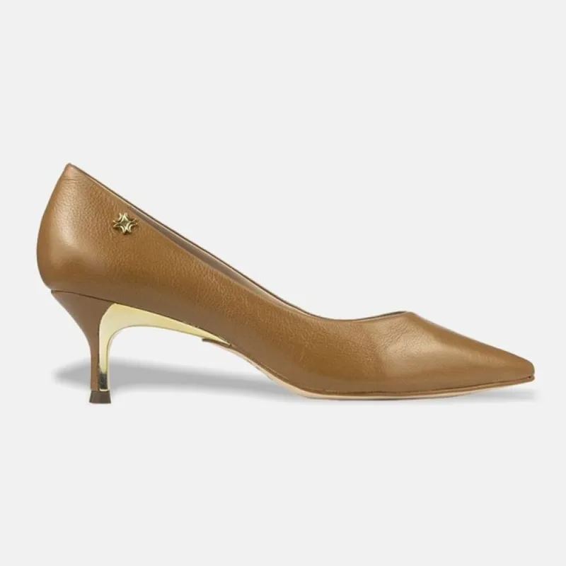 Sapato Scarpin Luz da Lua Bico Fino Saara com Salto Fino Detalhe Dourado 58060700 38 / Caramelo