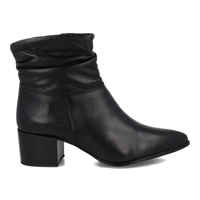 Bota OSC Cano Baixo Feminina Preta 40