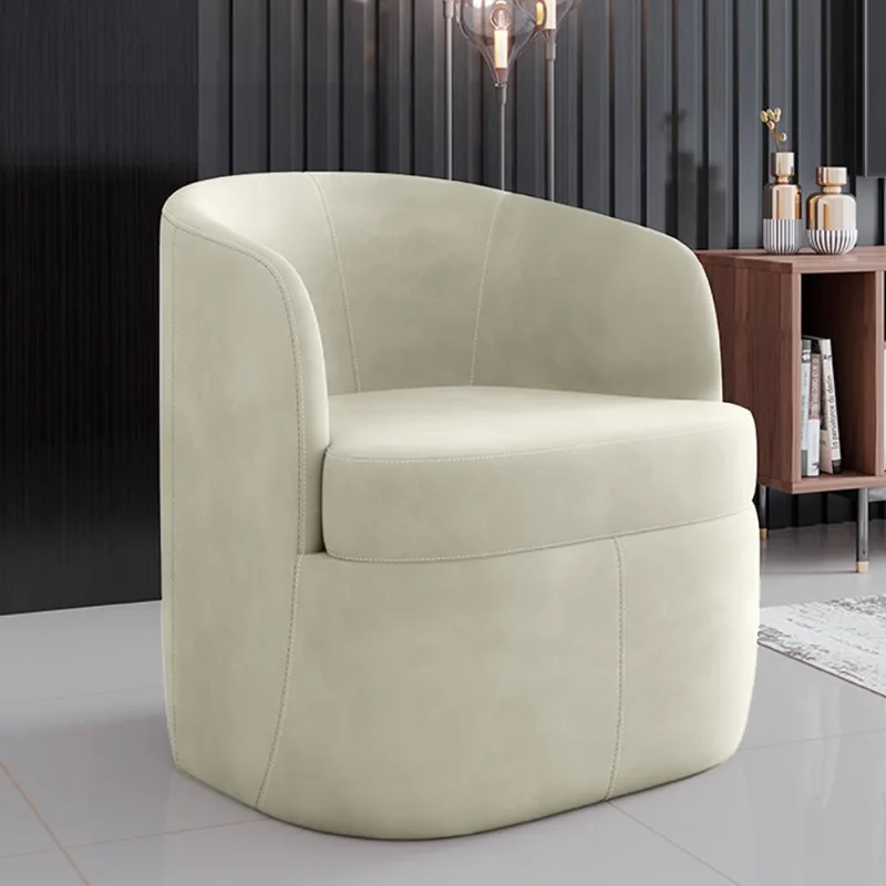 Poltrona Decorativa Design Moderno Bel Sala de Estar Base Giratória Veludo Bege G33 - Gran Belo