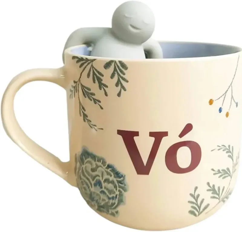 CANECA 350ML C/ INFUSOR BORDADO DE VO - Manaia Presentes