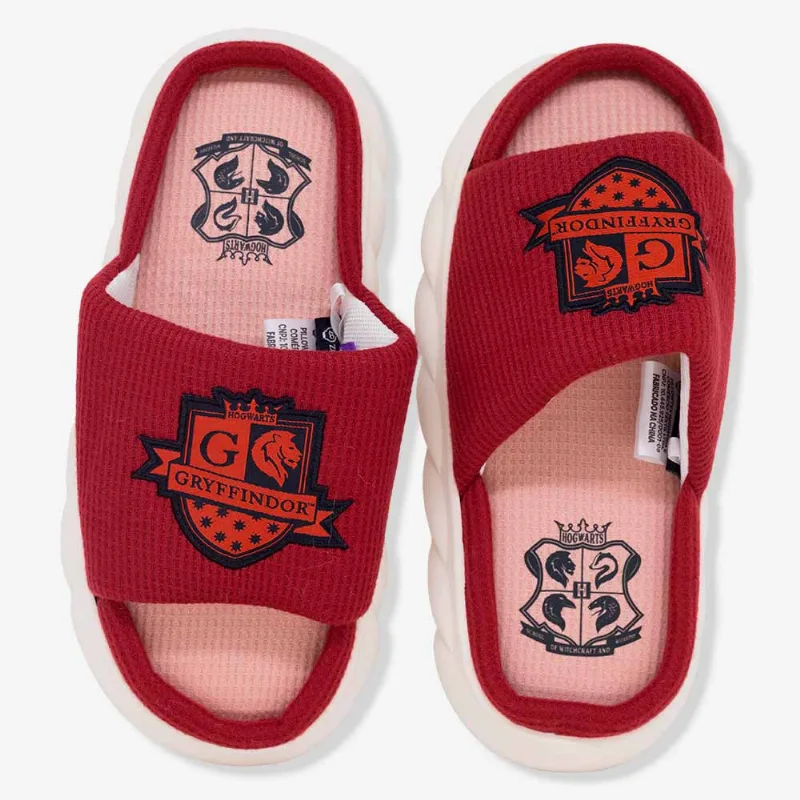 Pantufa Nuvem Grifinória – Harry Potter 39/40/41