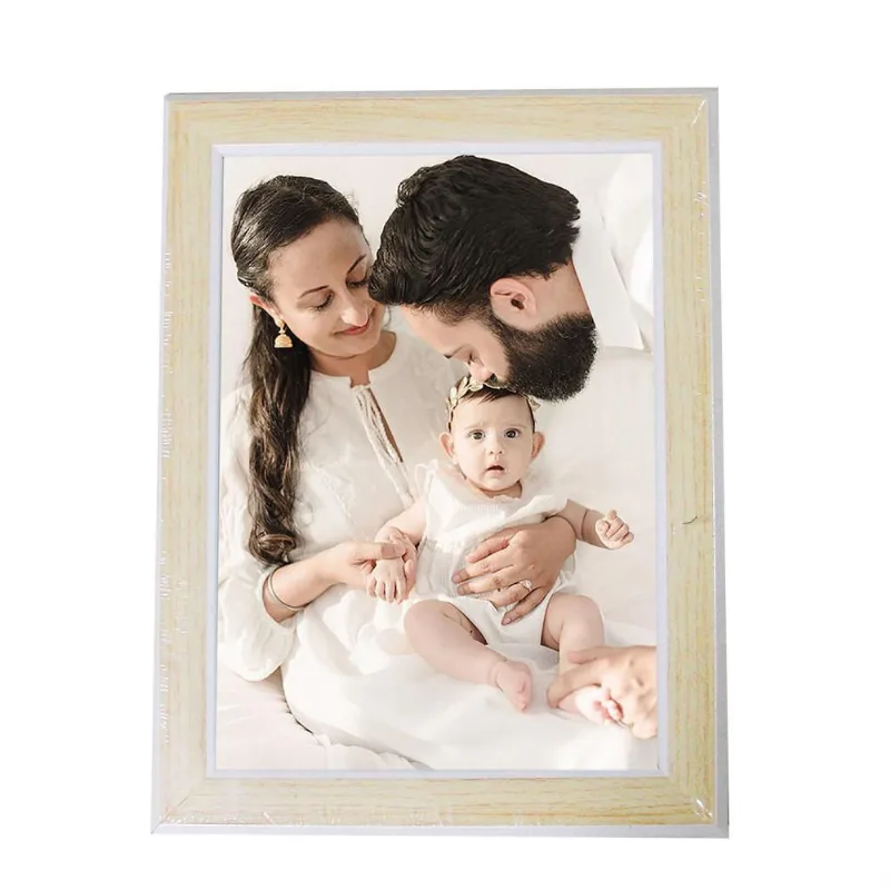 Porta Retrato 10x15cm com Design Versátil e Vidro Protetor