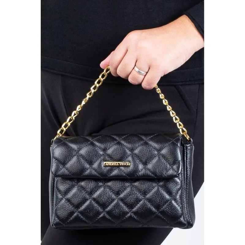 Bolsa de couro com corrente matelassê Giulia
