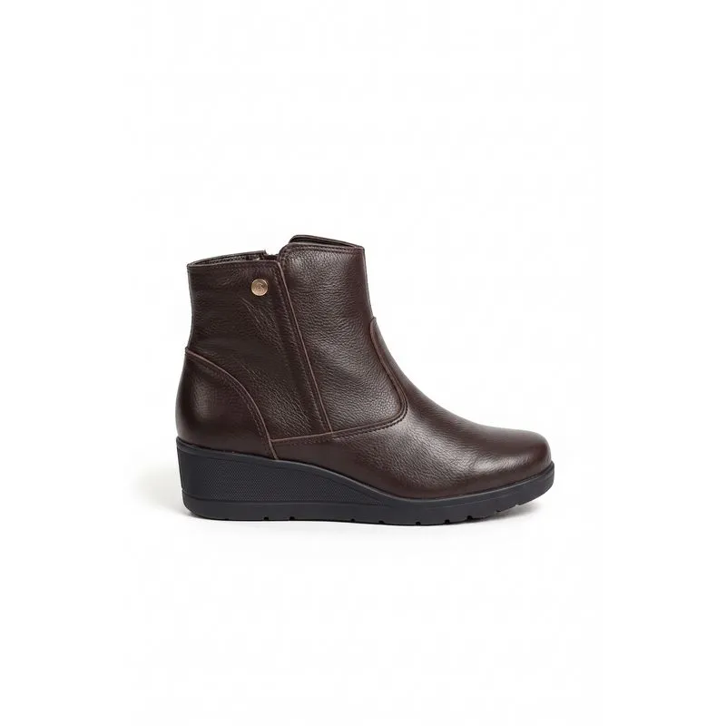 Bota de couro feminina cano curto salto anabela confort 0321 34 / Café