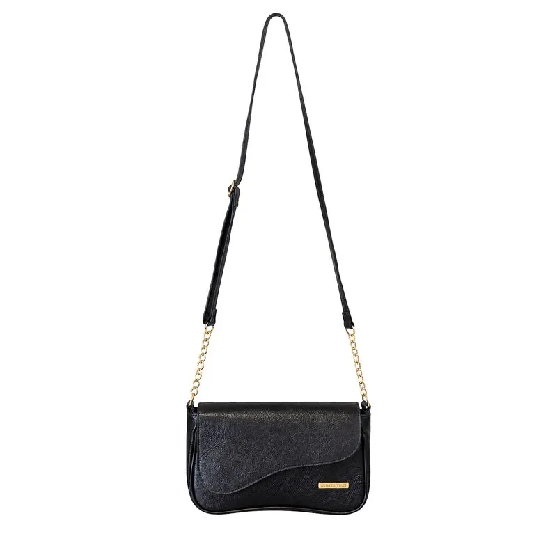 Bolsa transversal de couro liso com tampa e corrente Olga Preto