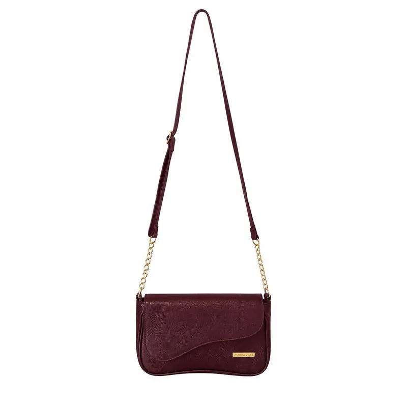 Bolsa transversal de couro liso com tampa e corrente Olga Marsala