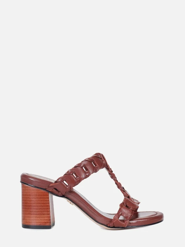 MULE PILAR COGNAC 37