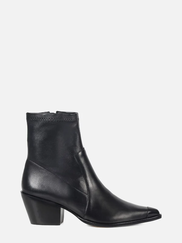 BOTA CLEO PRETO 40