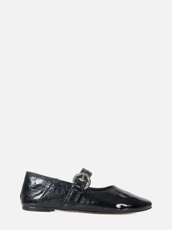 SAPATILHA CLOE PRETO 38